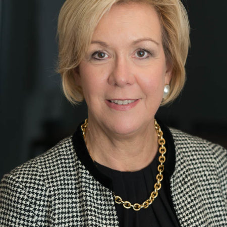 Monika Ribar 450x450